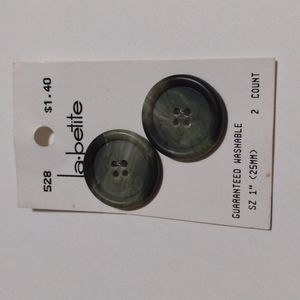 $2 Add-on Smoky Buttons La Petite 528